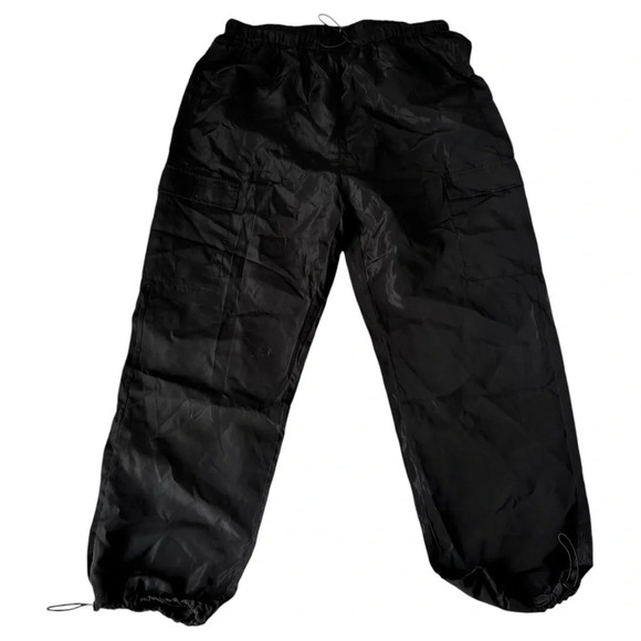 Black Y2K  baggy parachute pants - Picture 4 of 4